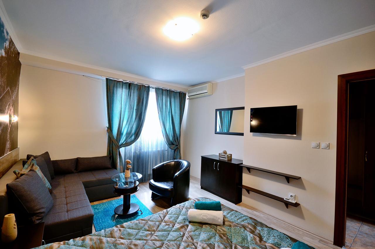 Hotel Shirok Sokak Bitola Exteriör bild