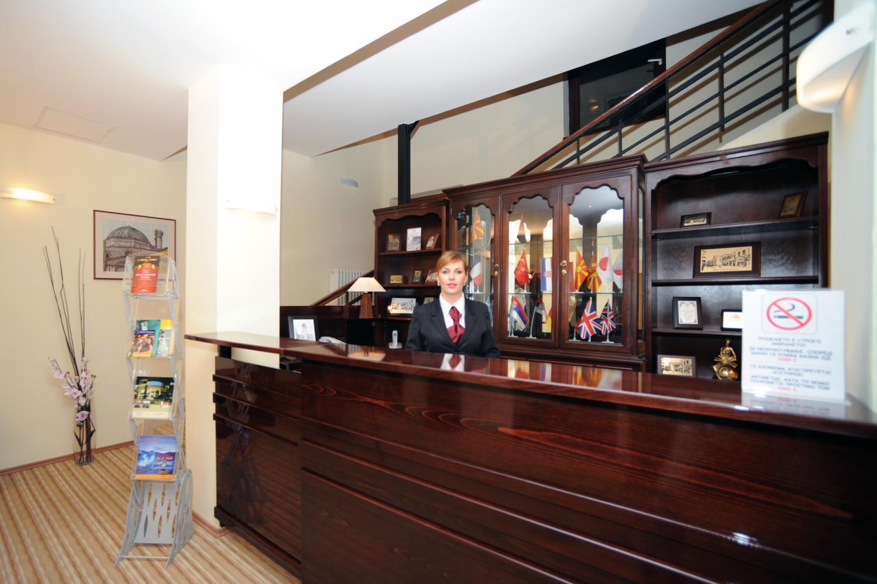 Hotel Shirok Sokak Bitola Exteriör bild